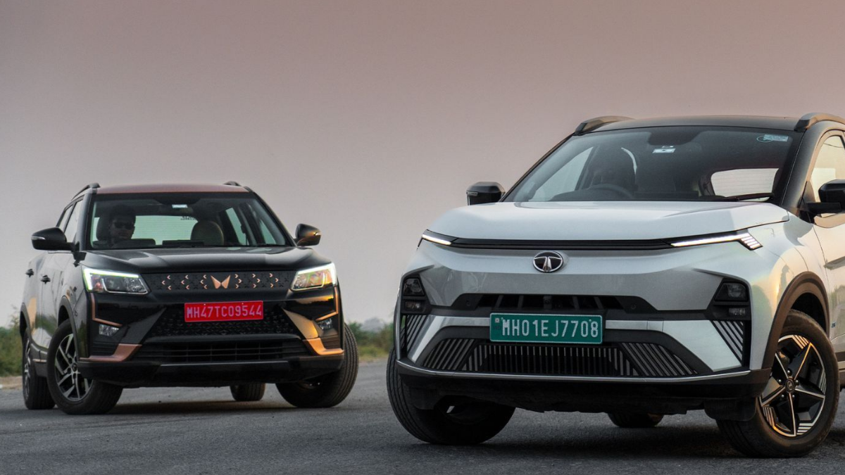 Tata Nexon EV vs Mahindra XUV400 EV